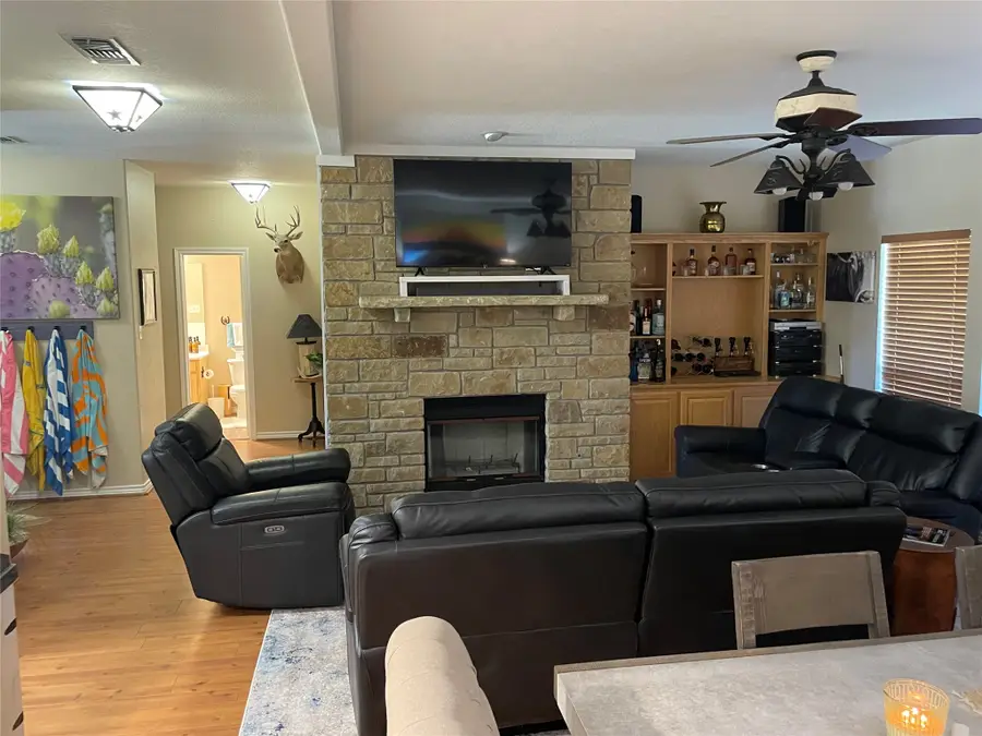 1103 Eagle Point Circle, Graford, TX 76449 - #2