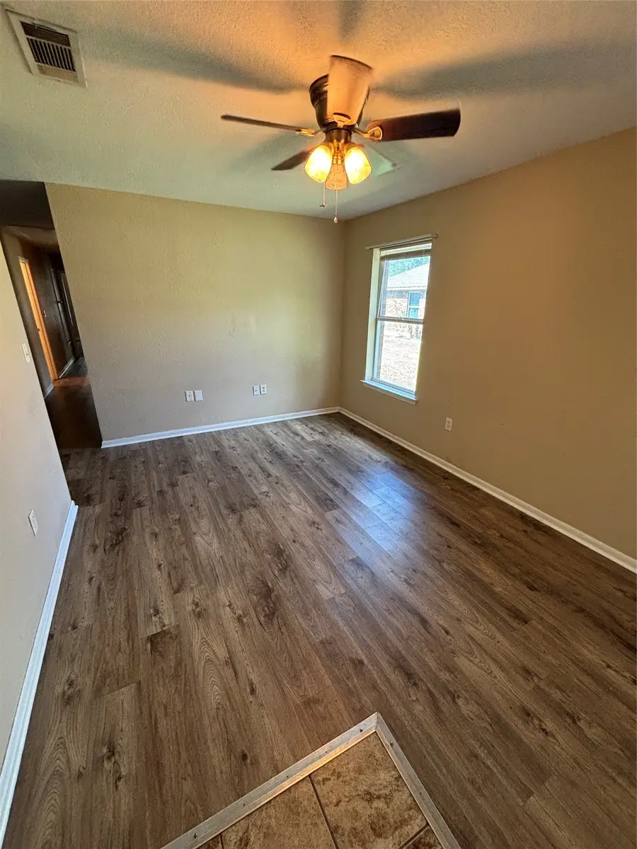 951 W Elm Street, Stephenville, TX 76401 - #3