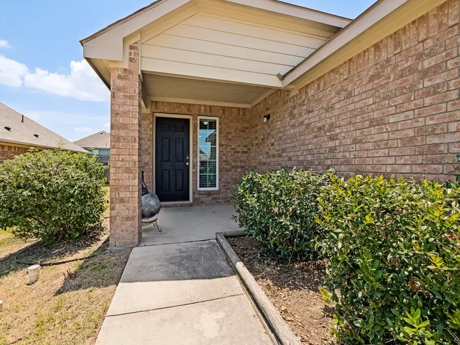 1603 Blue Jay Drive, Ennis, TX 75119 - #3