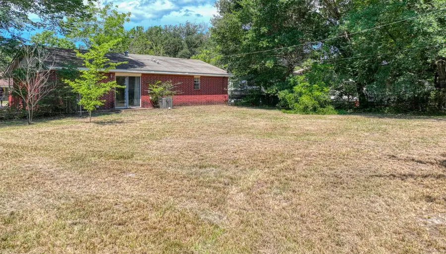 808 N Wright Avenue, Kerens, TX 75144 - #3