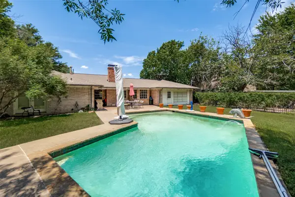 4372 Royal Ridge Drive, Dallas, TX 75229