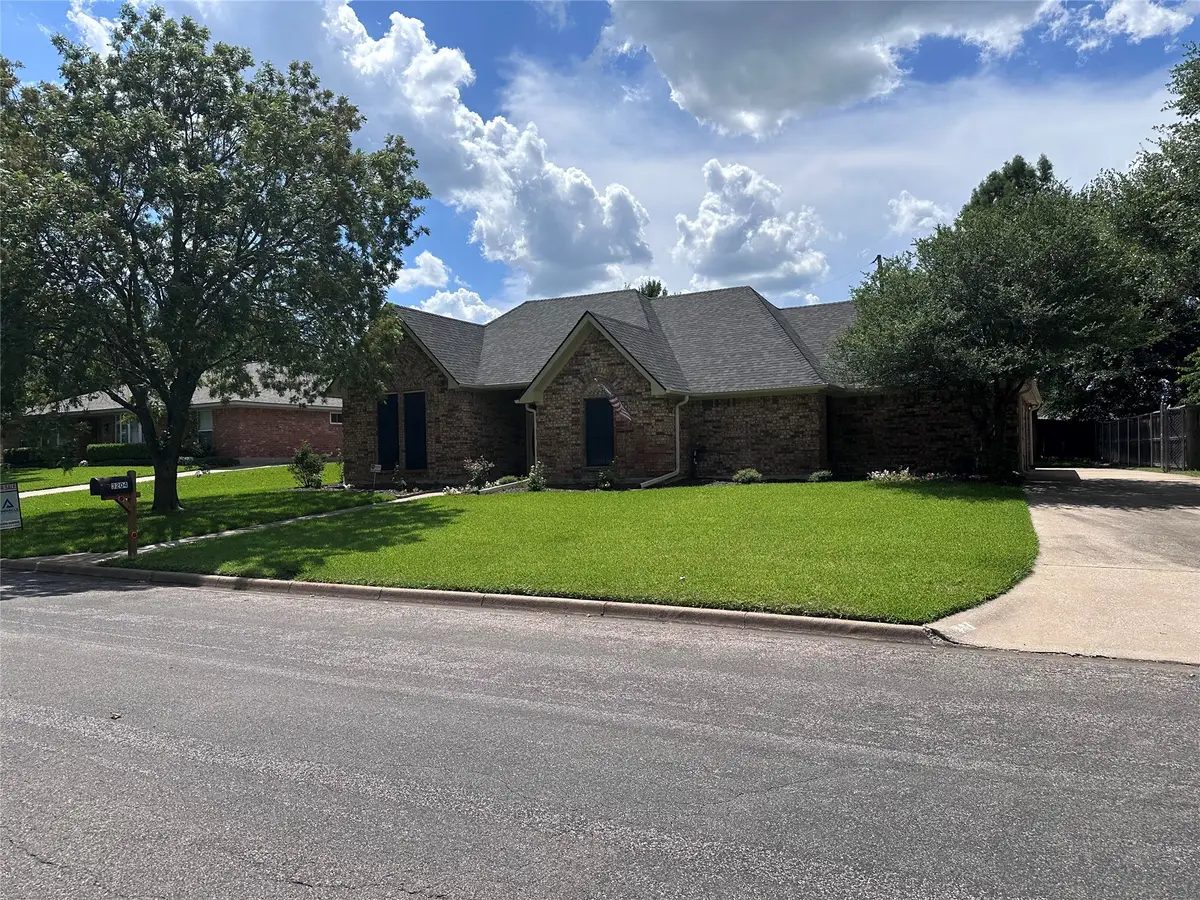 3204 Redbud Trail, Sherman, TX 75092 - #1