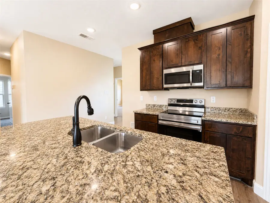 124 Canales Circle, Greenville, TX 75401 - #2