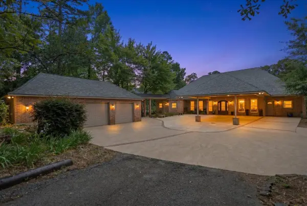 15722 Timberhill Drive, Flint, TX 75762