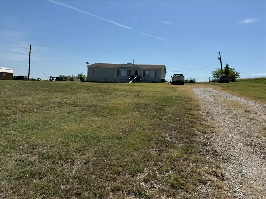 451 Coyote Trail, Rhome, TX 76078 - #2