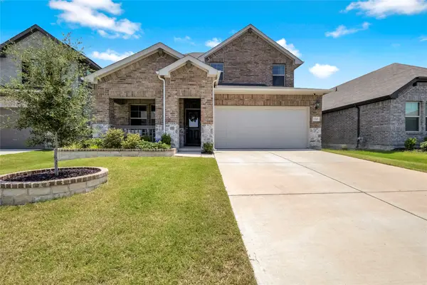 2341 Aspen Hill Drive, Forney, TX 75126
