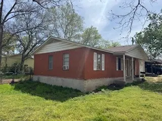 201 Hillcrest Drive, Nocona, TX 76255 - #3