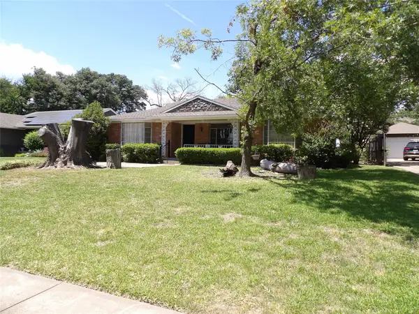 732 James Drive, Richardson, TX 75080