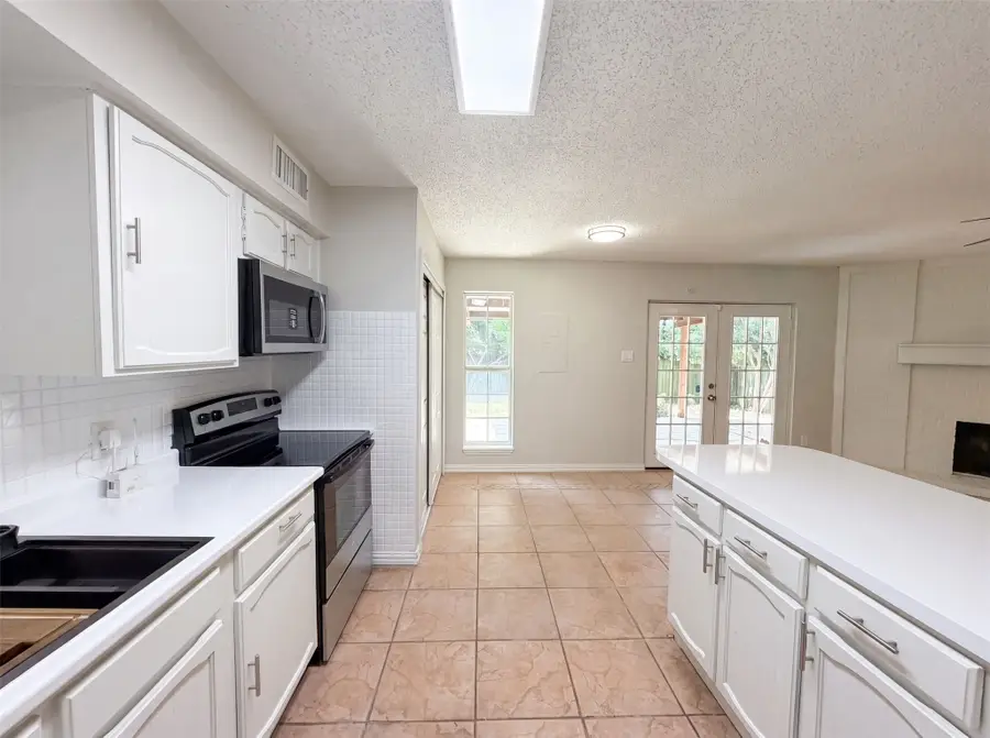 5608 Cherilee Lane, Haltom City, TX 76148 - #2