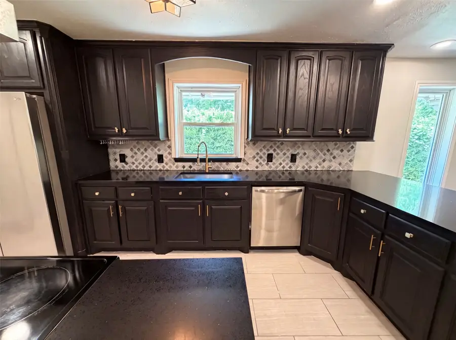 3423 Willow Crest Lane, Dallas, TX 75233 - #2