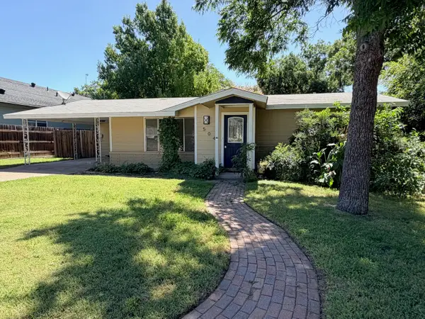 504 N Elm Street, Comanche, TX 76442