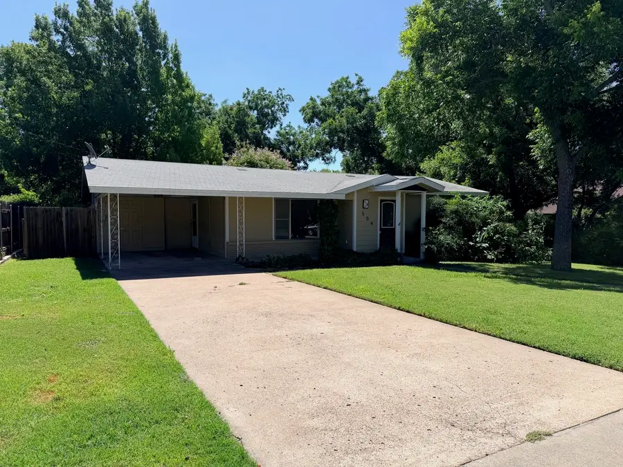 504 N Elm Street, Comanche, TX 76442 - #3