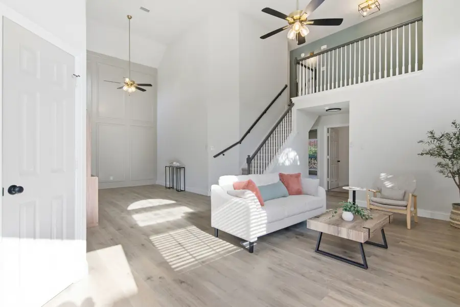 2929 Everest Drive, Bedford, TX 76021 - #2