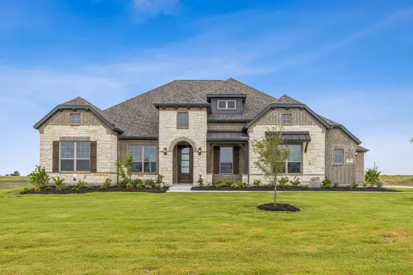117 Swan Lake Drive, Waxahachie, TX 75165
