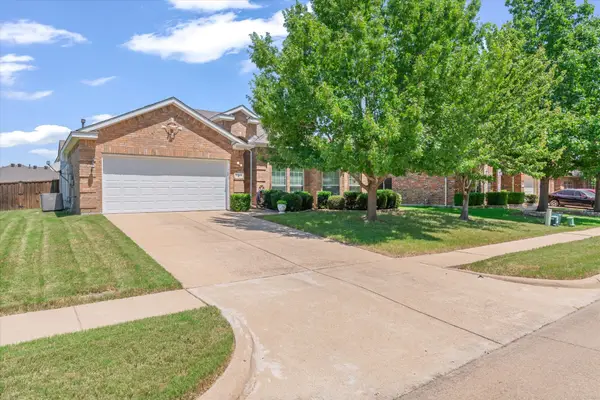 2114 Pecan Ridge Drive, Forney, TX 75126