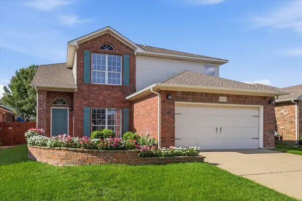 3737 Brandywine Lane, Fort Worth, TX 76244