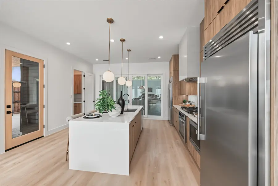 822 Duluth Street, Dallas, TX 75212 - #3