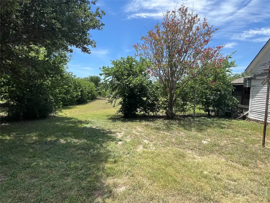 549 E Elm Street, Dublin, TX 76446 - #2