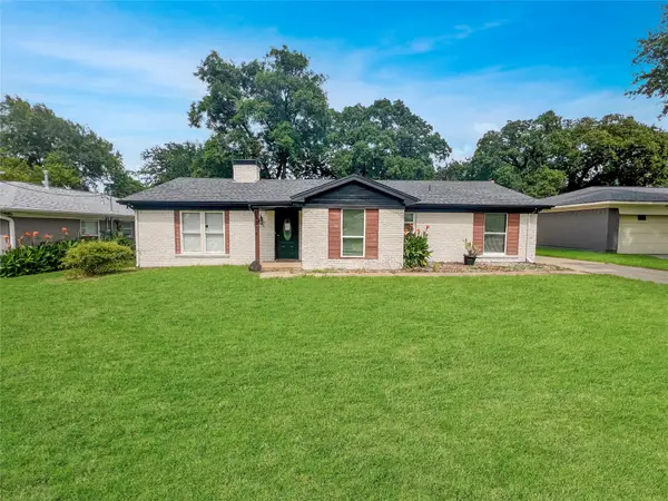 1306 Elby Street, Irving, TX 75061
