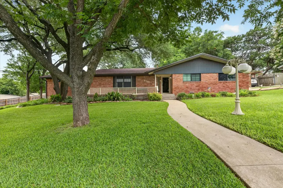 9700 Brookwood Circle, Woodway, TX 76712 - #3