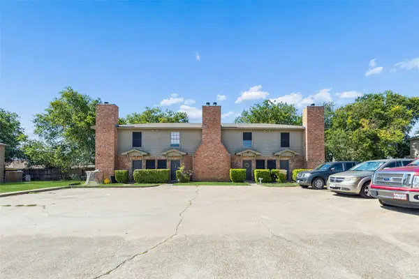 321 Cambridge Drive, Saginaw, TX 76179