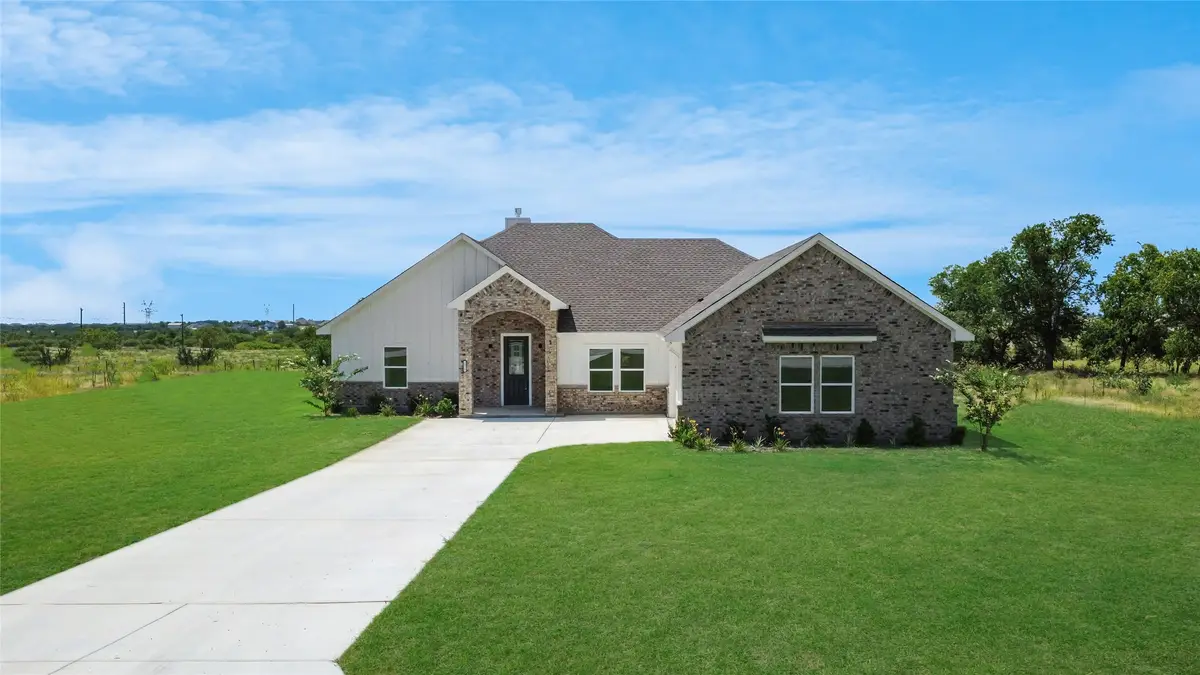 1020 Don Eve Court, Azle, TX 76020 - #1