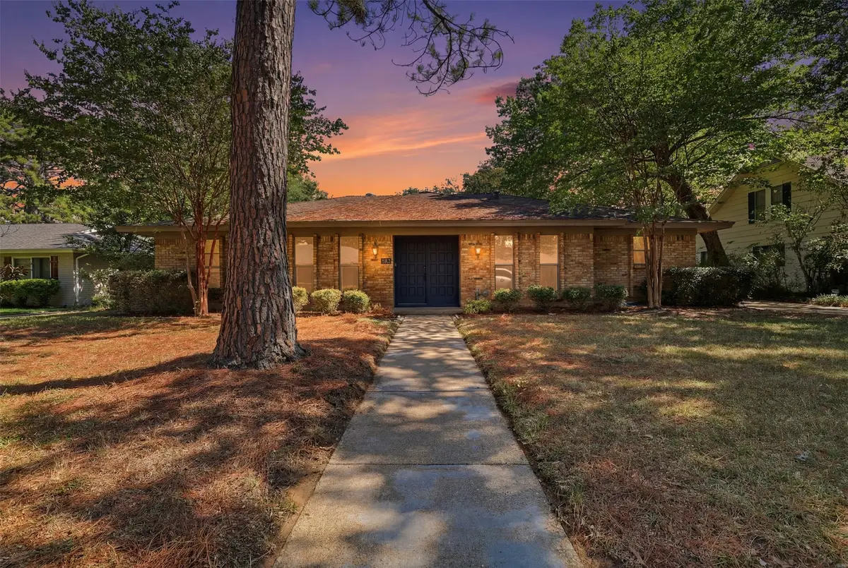 2115 Meadowlake Court, Arlington, TX 76013 - #1