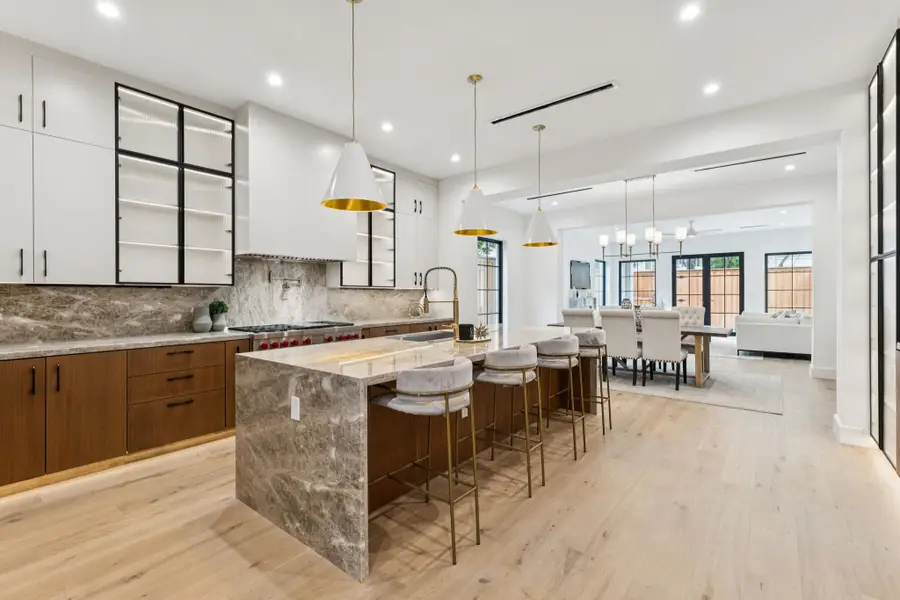 4033 Hawthorne Avenue, Dallas, TX 75219 - #2