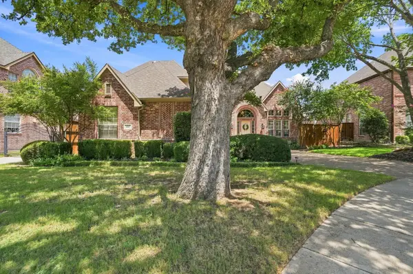 807 Stillwater Court, Keller, TX 76248