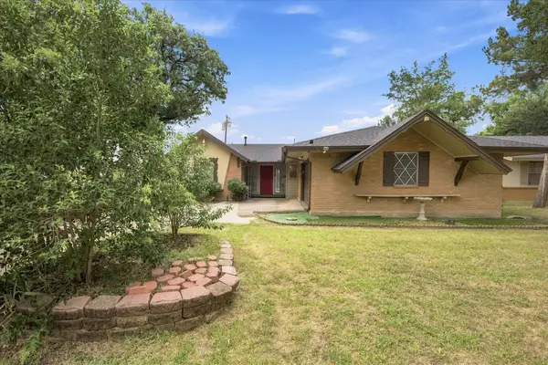 2210 Fairfax Drive, Irving, TX 75060