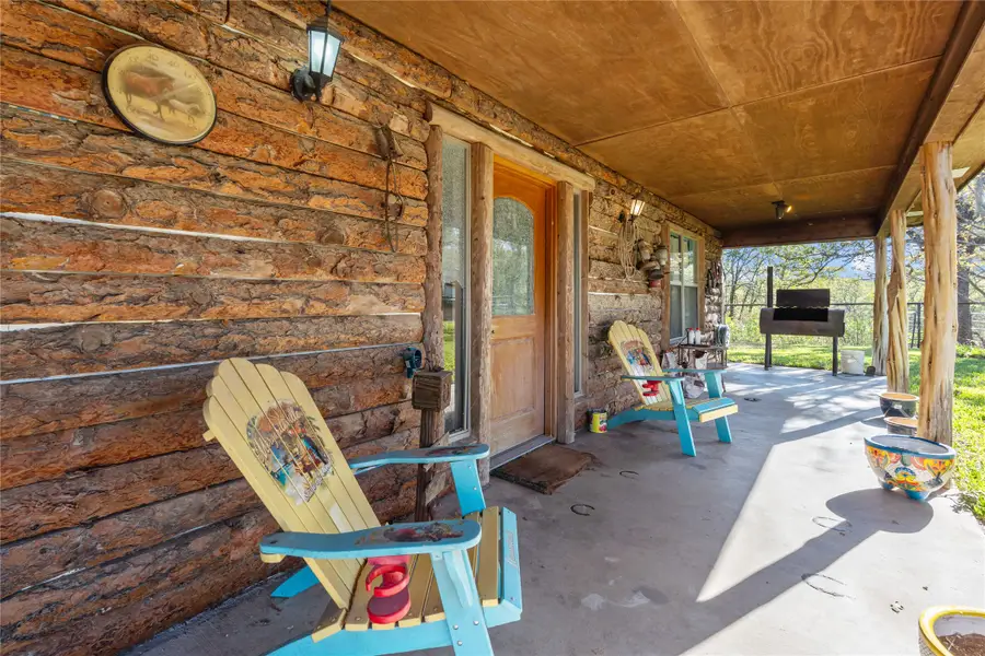 262 N Cheyenne Trail, Springtown, TX 76082 - #2