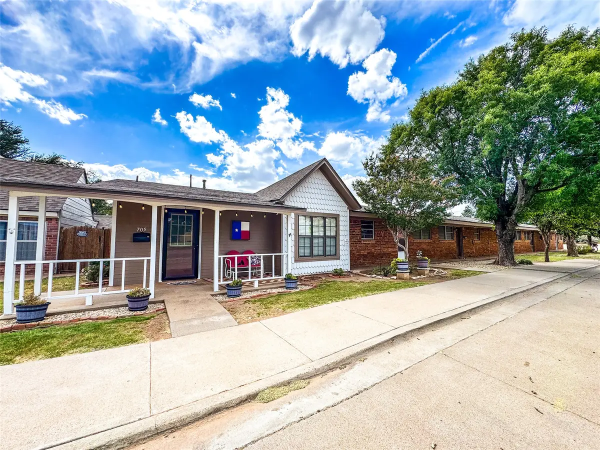 705 N Avenue E, Haskell, TX 79521 - #1