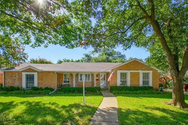 200 N Weatherred Drive, Richardson, TX 75080