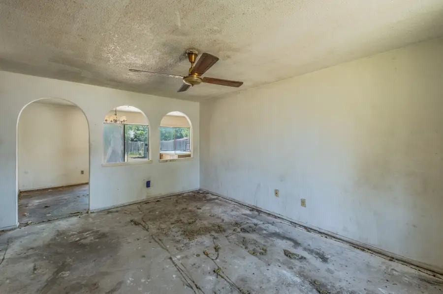 1605 Whiteoak Drive, Garland, TX 75040 - #3