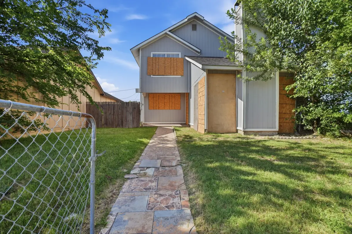 10363 Limestone Drive, Dallas, TX 75217 - #1
