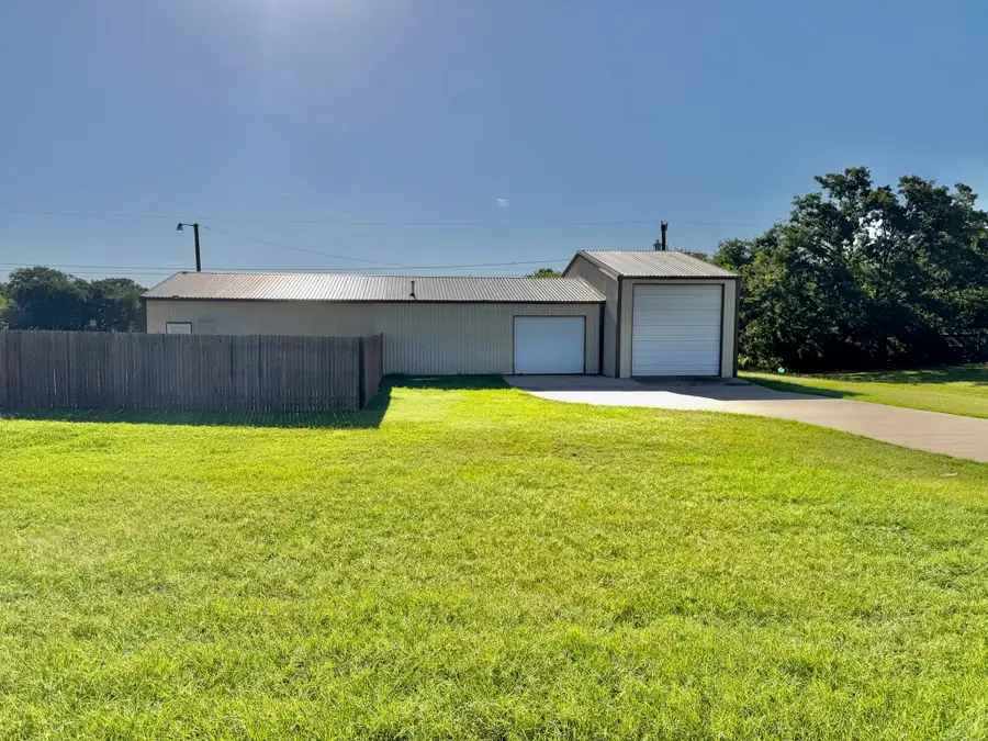 804 Foxhollow Road, Eastland, TX 76448 - #3