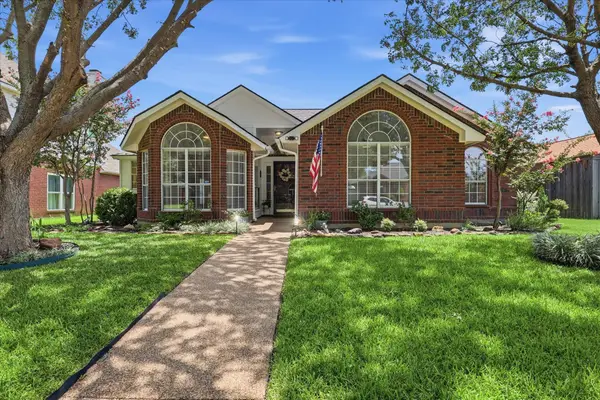 1324 Falcon Drive, Lewisville, TX 75077