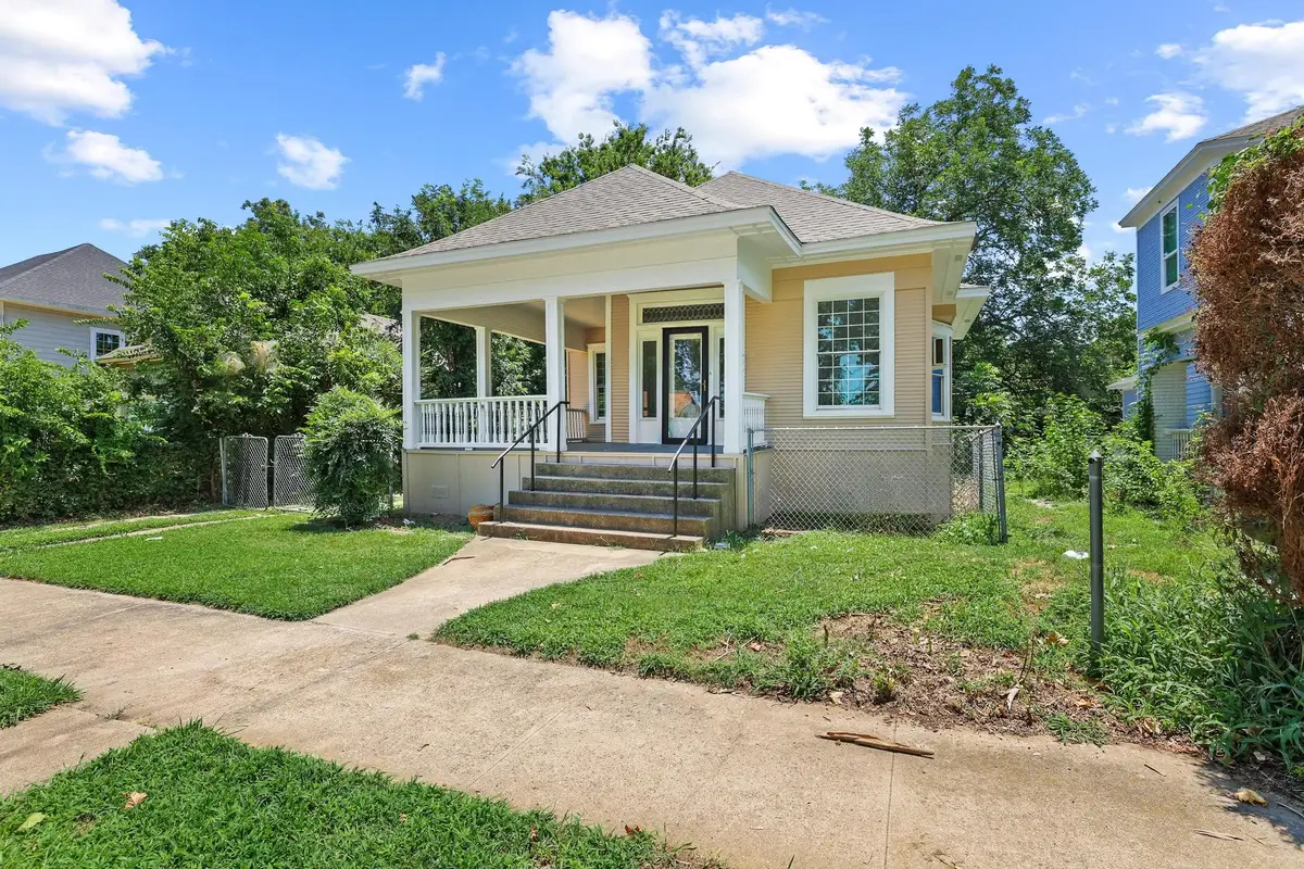614 W Owings Street, Denison, TX 75020 - #1