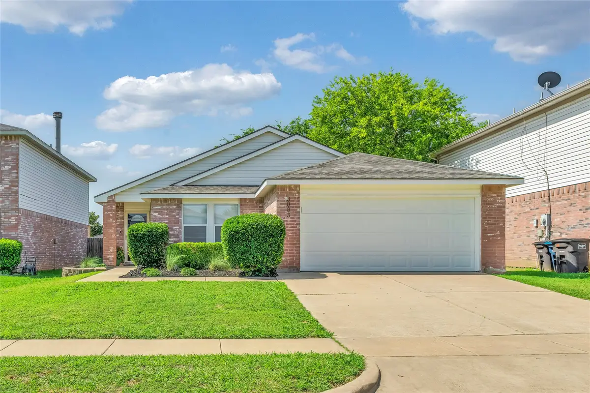 3883 Fox Run Drive, Fort Worth, TX 76123 - #1
