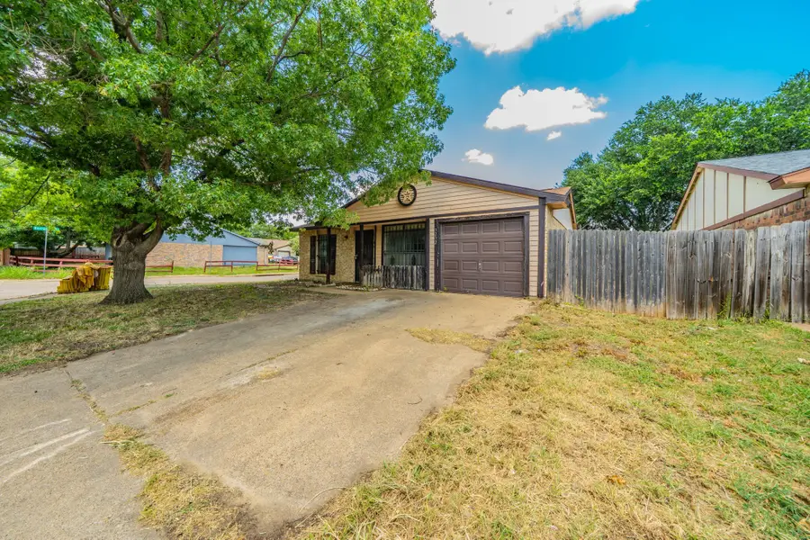3232 Wilbarger Drive, Dallas, TX 75227 - #2