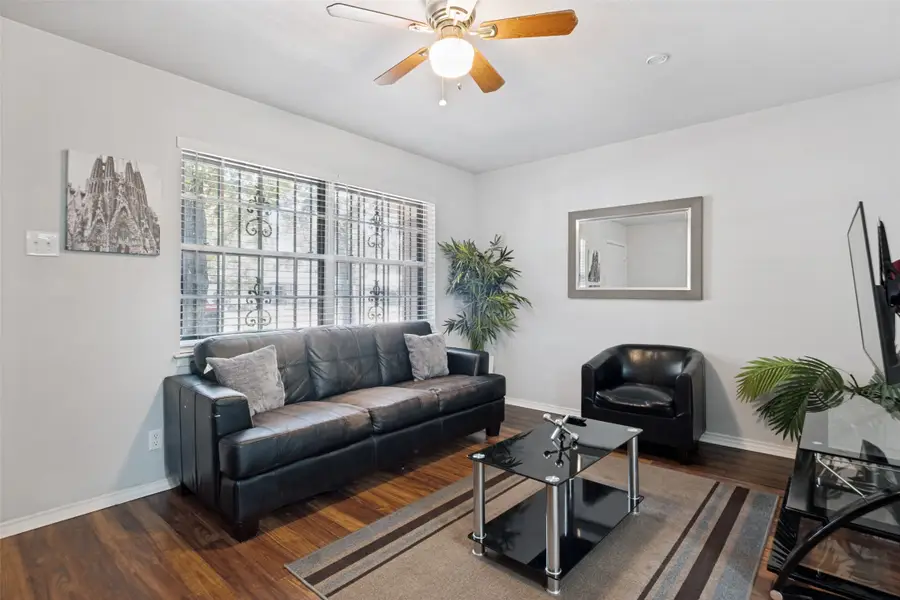 6810 Marla Drive, Dallas, TX 75217 - #3