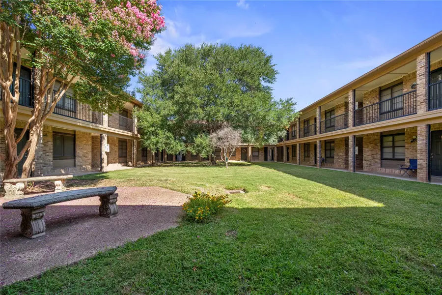 1214 Baylor Avenue #111, Waco, TX 76706 - #3