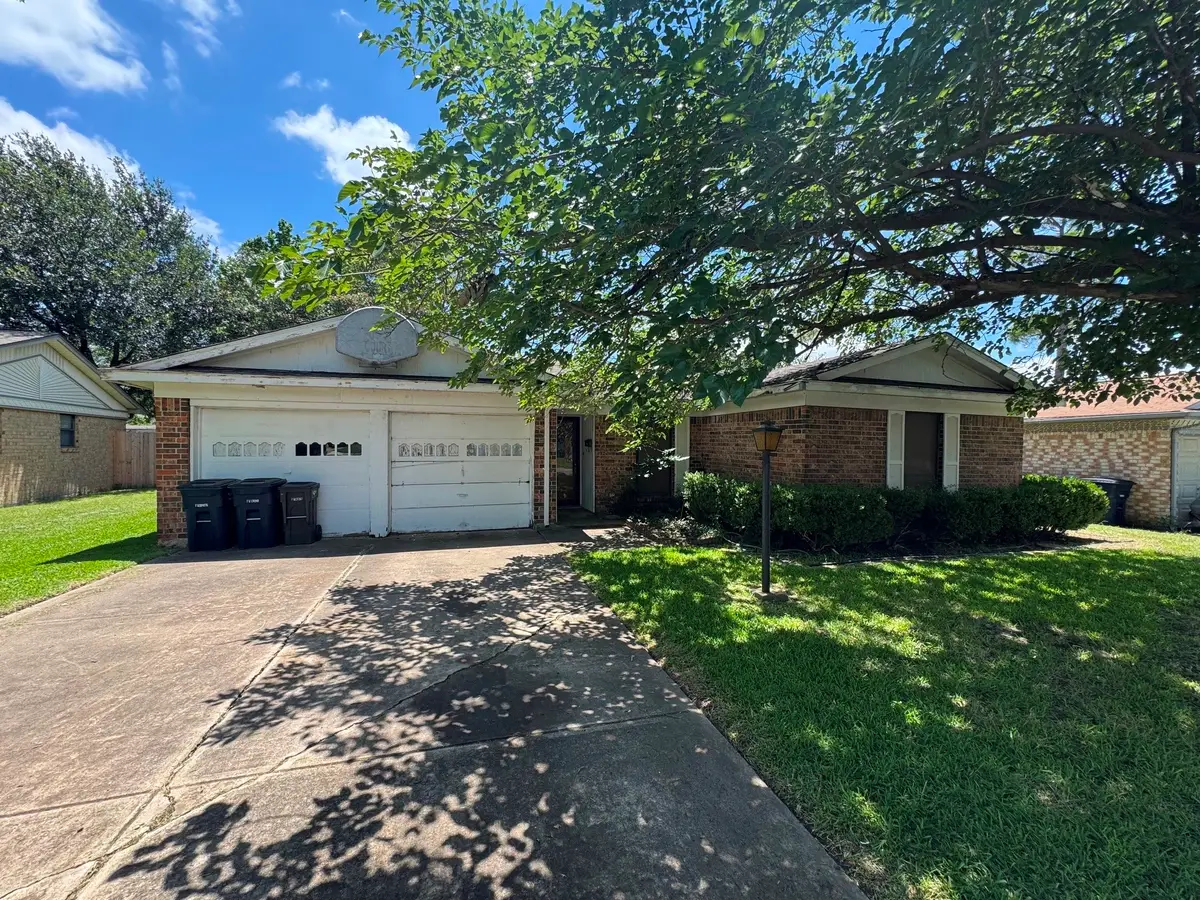 6637 Vega Drive, Fort Worth, TX 76133 - #1
