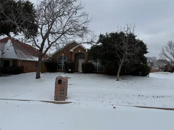 7904 Glenoaks Drive, Frisco, TX 75034