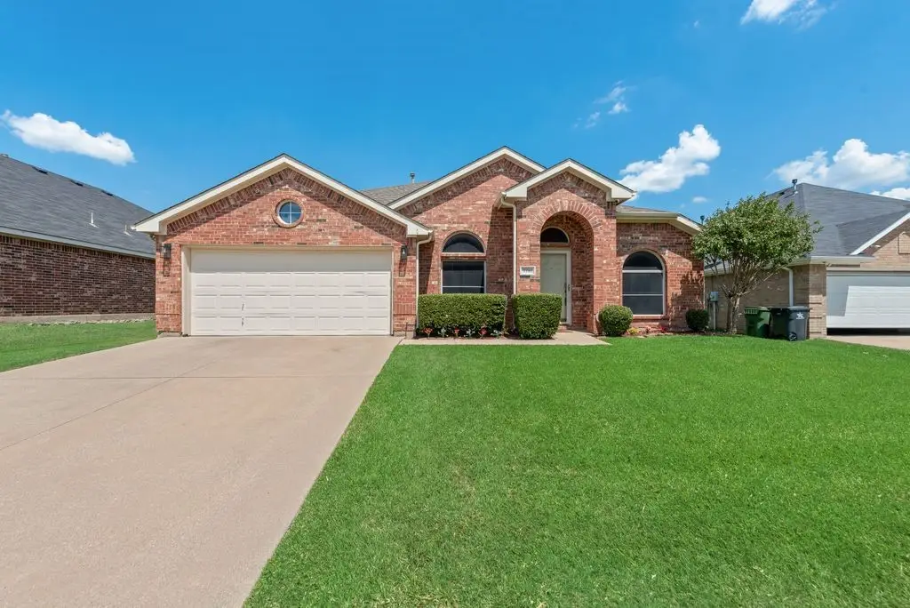 7711 Pittsford Lane, Arlington, TX 76002 - #1