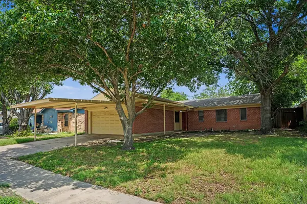 6641 Fair Meadows Drive, Watauga, TX 76148