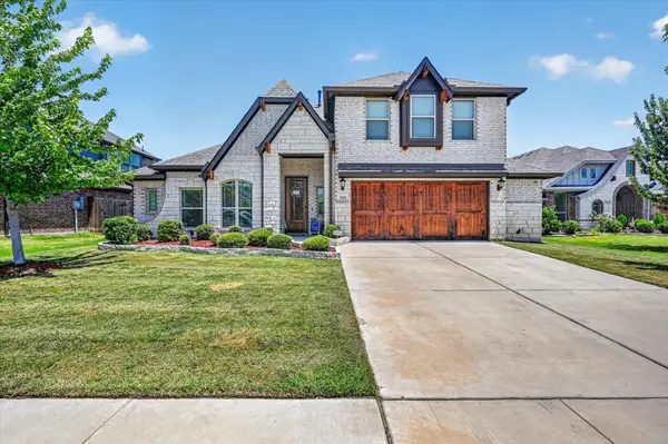 5011 Lake Park Drive, Mansfield, TX 76063