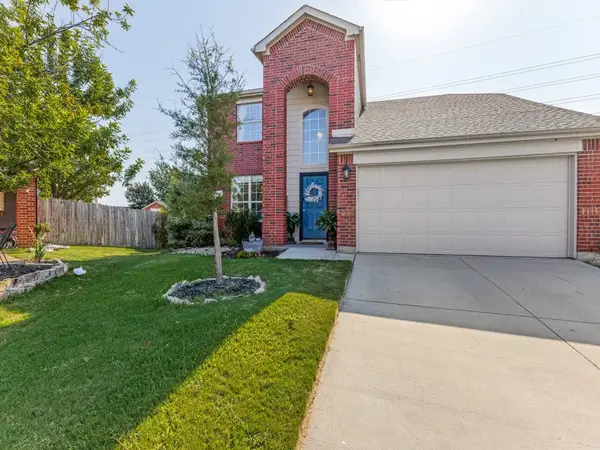11940 Gold Creek Drive E, Fort Worth, TX 76244