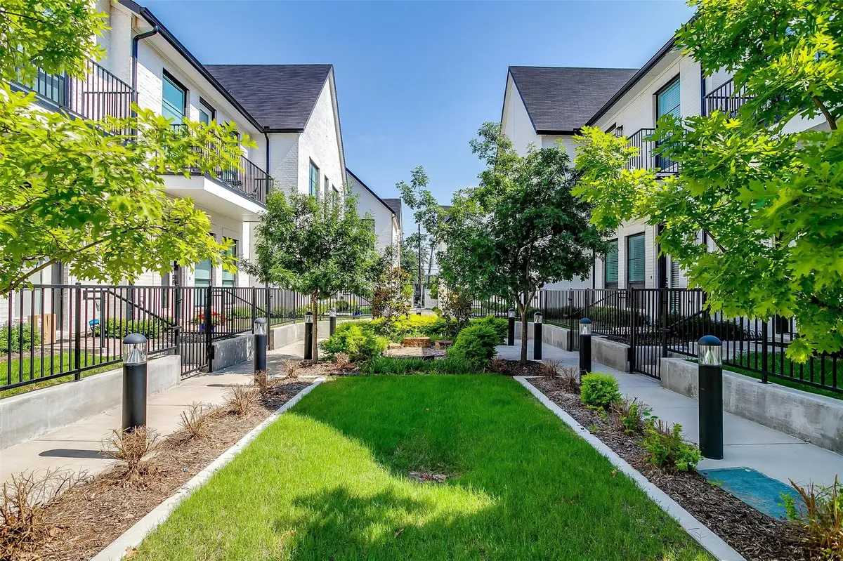 128 S Cooper Street, Arlington, TX 76013 - #1