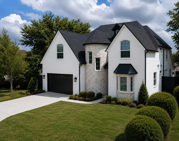2712 Mount View Drive, Farmers Branch, TX 75234